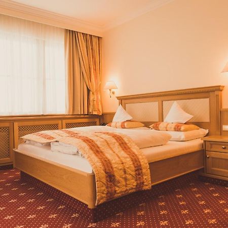 Gartenhotel Maria Theresia 홀인티롤 외부 사진