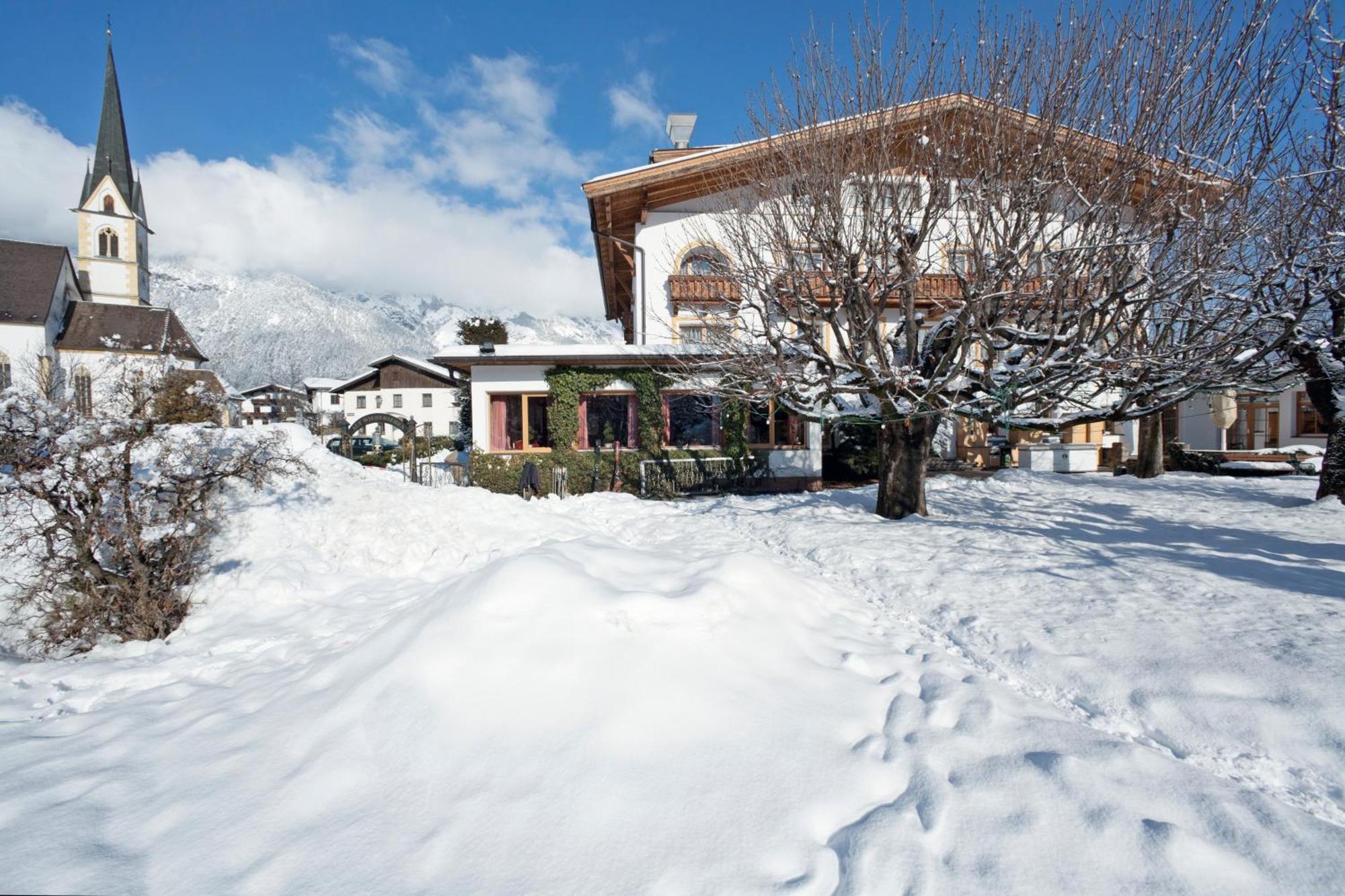 Gartenhotel Maria Theresia 홀인티롤 외부 사진