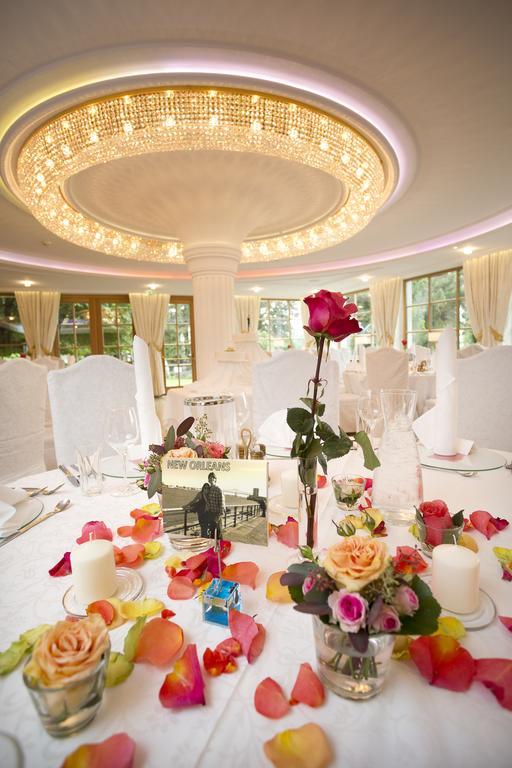 Gartenhotel Maria Theresia 홀인티롤 외부 사진