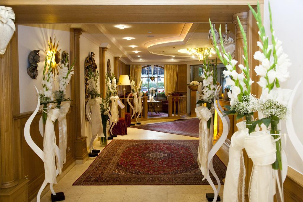 Gartenhotel Maria Theresia 홀인티롤 외부 사진
